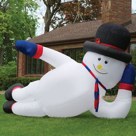 Iklan Manusia Tiup Besar-Besar Yang Mencapai Snowman Comercial