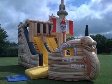 Kapal Bajak Laut Slide Inflatable Combo Jumping House Untuk Pesta Ulang Tahun
