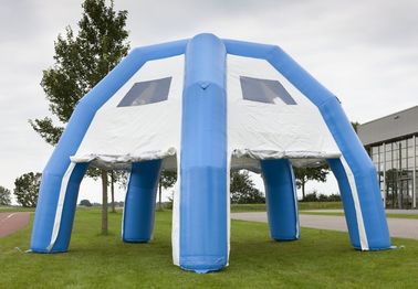 Biru Comercial Kelas Besar Kubah Tenda Tiup Air Bukti PVC Untuk Iklan