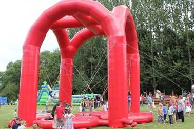 Aman 4 Orang Dewasa Permainan Inflatable Red Inflatable Bungee Jumping