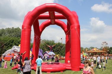 Aman 4 Orang Dewasa Permainan Inflatable Red Inflatable Bungee Jumping