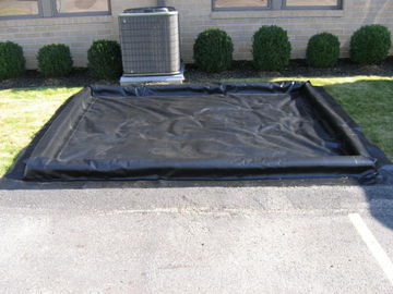 Cetak Hitam Cuci Mobil Mats Water Containment Inflatable Wash Pads / Water Collector