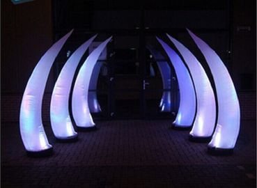 Jembatan Indah Led Inflatable Lighting Untuk Evening Party Red Tusk Type