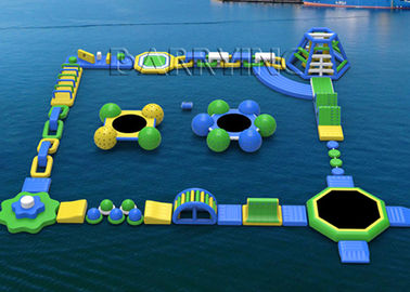 Waterproof Terpal Inflatable Floating Water Park Equipment Untuk Sewa / Kegiatan Festival