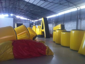 Permainan Olahraga Tiup Profesional, Inflatable Paintball Bunker Dengan 0.55 Bahan PVC