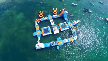 Giant Adult Giant Blue inflatable sport park Untuk Pulau Wake, peralatan olahraga air Untuk Lautan