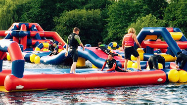 OEM Red Inflatable Floating Water Park Aflex Aqua Petualangan Water Park Game Untuk Sea