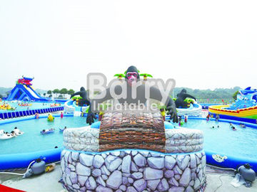 Anak-anak Inflatable Water Park / Aqua Park Durable Commercial Grade Dengan 3 Pools