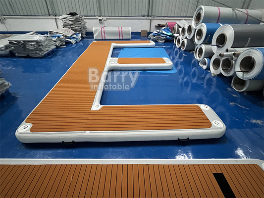 Bergantung pada ukuran Kapasitas Dock Terapung Inflatable Custom Made E Shape Inflatable Jet Ski Dock