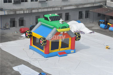 Komersial Giant Bouncy Castle Funny Konstruksi Mobil / Truck Inflatable Bounce House