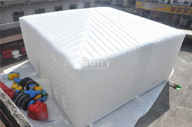 Putih 15x15M Tenda Inflatable, Custom Made Led Inflatable Party Tent Cube Untuk Acara