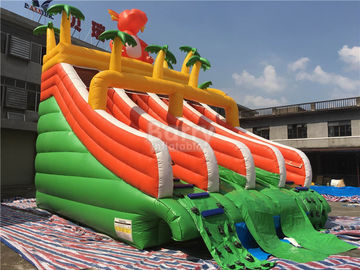 PVC Dinosaurus Ganda Inflatable Water Slide Untuk Pool Dengan Landing Bed