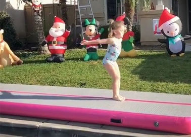 Gadis Partai Hadiah Pink Tiup Jalur Udara Gym Mat Untuk Senam Atau Tari Hindari Cedera