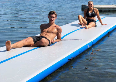 Olahraga Air Kebugaran Tiup Air Aqua Mengambang Yoga Mat Di Kolam Renang Atau Danau