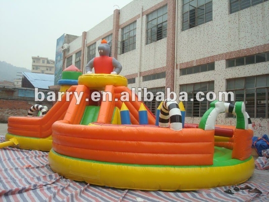 Anti Mildew 1000D Inflatable Theme Park Dengan Kursus Rintangan Slide