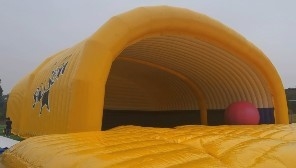 Tenda Rentang Besar PVC Untuk Lapangan Tenis Sepak Bola Olahraga