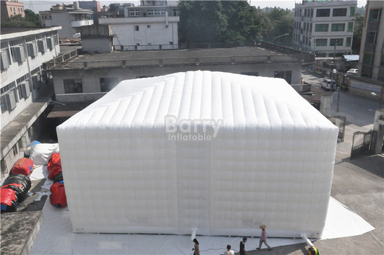 Tenda Inflatable Cube Persegi Putih Tahan Api Untuk Bantuan Bencana