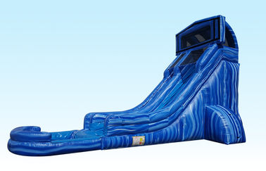 Disesuaikan 20FT Deep Blue Inflatable Commercial Water Slides Dengan Kolam Terpisah