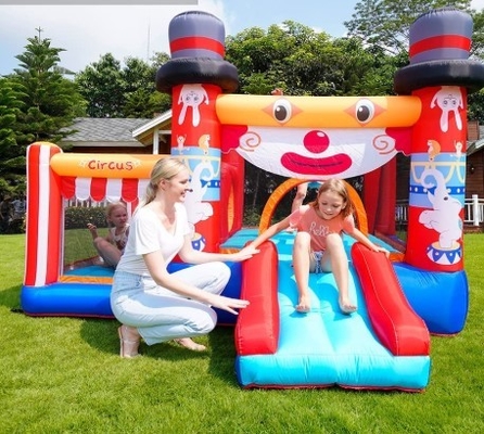 Outdoor Backyard 0.55mm PVC Bouncy Castle Dan Slide Untuk Balita