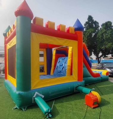 Komersial Kelas PVC Anak Custom Logo basah atau kering Kastil Bounce House Dengan Slide Jenis Mainan Hiburan