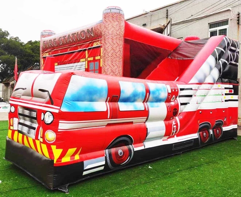 OEM ODM 3 In 1 Stasiun Kebakaran Bounce House Dengan Kolam Kolam Bouncy Jumper Castle Water Slide Hambatan Untuk Anak-anak