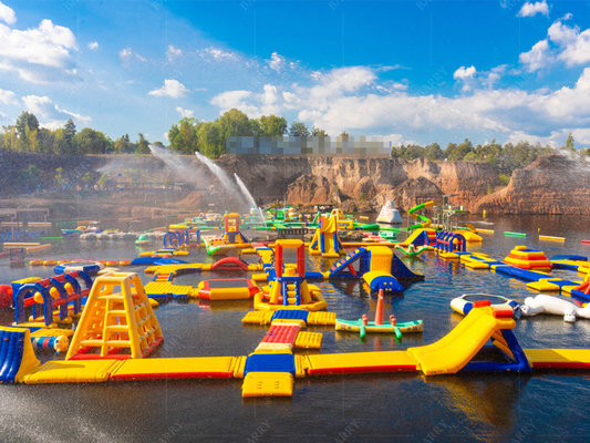 PVC Floating Aqua Park yang disesuaikan untuk kolam renang