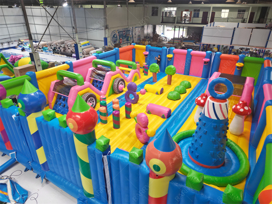 Custom World's Biggest Kids Indoor Bounce House Taman Tema Taman bermain Inflatable