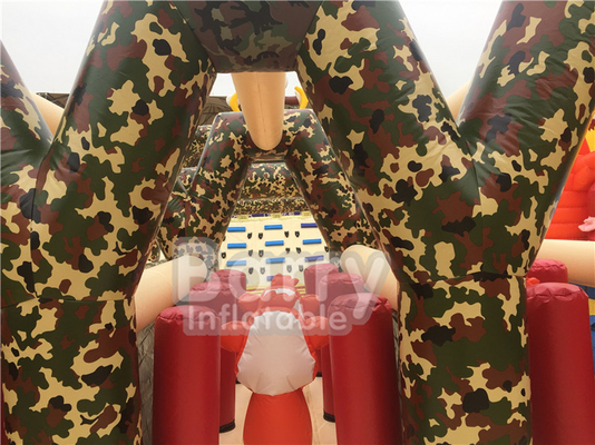 1600m2 taman hiburan inflatable terbesar di dunia Indoor Dinosaurs Outdoor Big Bounce Dengan Game Olahraga