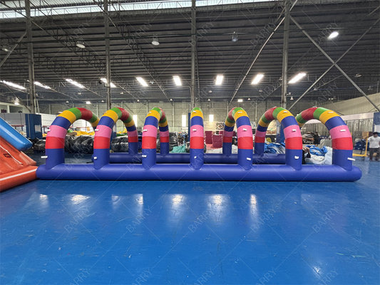 Terowongan Semprotan Air Inflatable 32.8ft untuk Acara Musim Panas