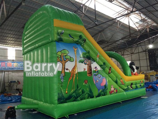 Kartun  Tema Taman Air Tiup Mengambang Slide 7 * 4 * 5 m Slide Untuk Anak-anak