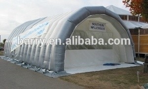 Tenda Cuci Mobil Tiup Mudah Dibuka Tenda Penampungan Otomatis Udara