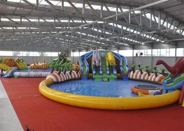 Giant Outdoor Play Equipment Amazing Inflatable Water Park Untuk Anak-Anak