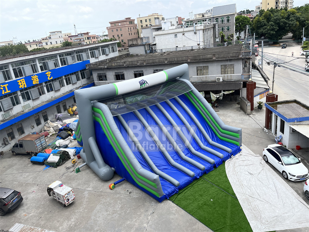 Kelas komersial Insane Inflatable 5k Inflatable Obstacle Course Extreme Game Start Line Untuk Event Team Building