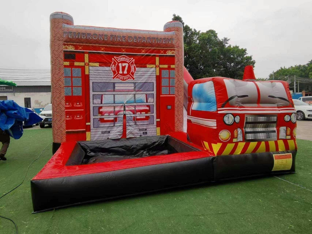 OEM ODM 3 In 1 Stasiun Kebakaran Bounce House Dengan Kolam Kolam Bouncy Jumper Castle Water Slide Hambatan Untuk Anak-anak