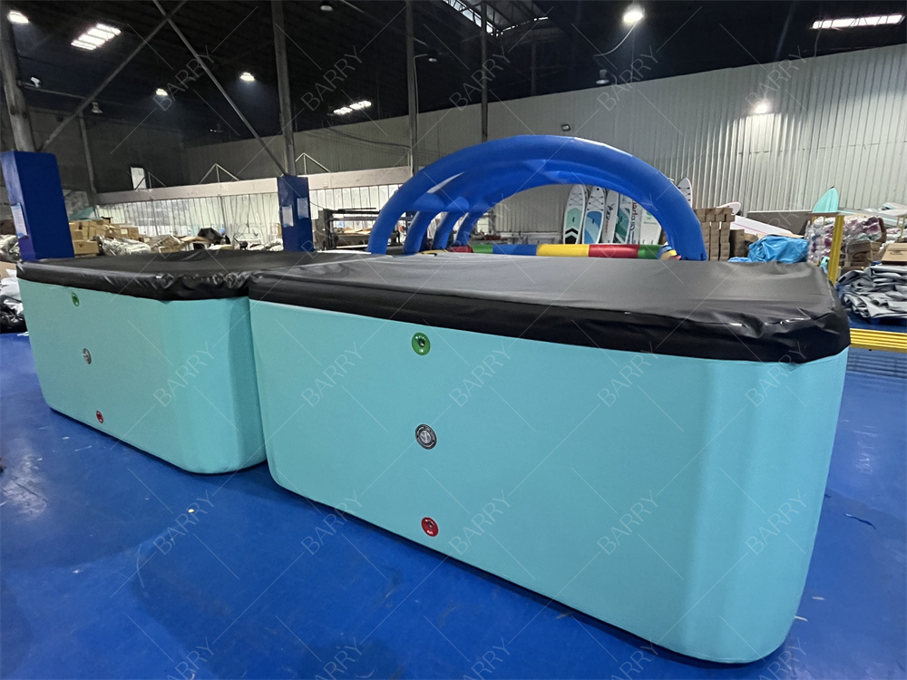 Kolam Renang Anak PVC DWF Warna Kustom Komersial Dengan Penutup Kolam Renang Tiup Kain Drop Stitch