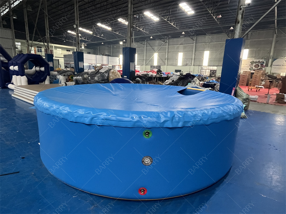 Kolam renang inflatable dengan penutup outdoor drop stitch kuat dan ukuran besar untuk penggunaan pribadi dan rumah