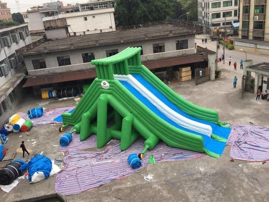 Multicolor Inflatable Water Slides Bouncer Meledakkan Castle Combo