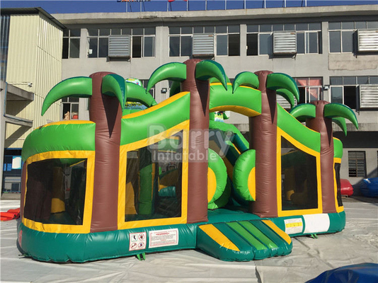 Kastil Tiup Komersial Tropis 0.55mm PVC Taman Hiburan Inflatable Jungle Bertema