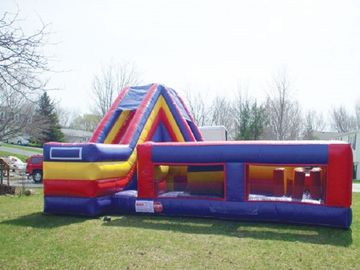 Ultimate Survivor Inflatable Floating Hambatan Kursus Dengan Tebing Geser Untuk Membangun Tim