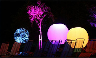 Inflatable Led Street Lighting Bentuk Bola Komersial Dengan Pencetakan Logo