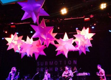 Inflatable Led Falling Star Lights Fantastic Red Untuk Dekorasi Atap