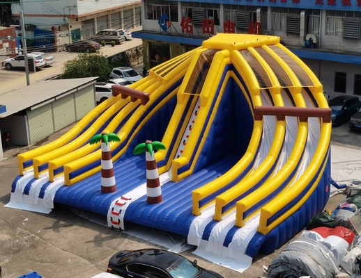 Taman Hiburan Inflatable Outdoor PVC Dengan Slides Commercial Bouncer Castle