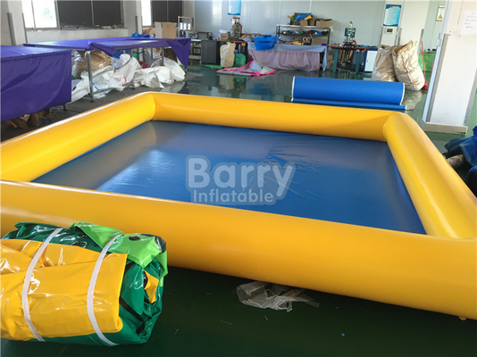Warna Kuning Dan Biru Meledakkan Kolam Air Portabel Tinggi 65cm