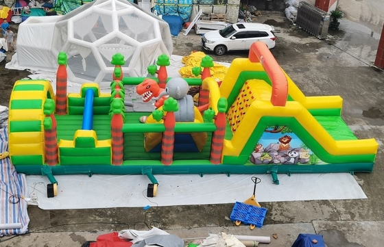 Kursus Rintangan Tiup Terpal Dengan Hewan Dinosaurus Trampolin Insane Run Rintangan