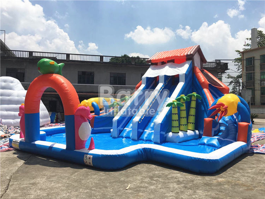 Seluncuran Air Tiup Halaman Belakang Dan Seluncuran Air Goyang Kolam Renang Disesuaikan