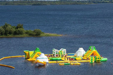 Disesuaikan Peralatan Taman Air Tiup Taman Bay Gardens Splash Island Water Park