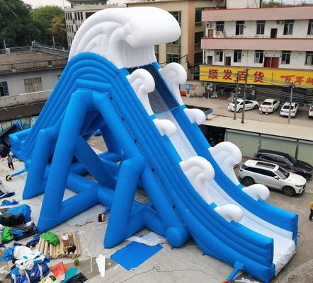 Seluncuran Air Tiup Tema Kartun Raksasa Untuk Bahan Terpal PVC Luar Ruangan Dewasa