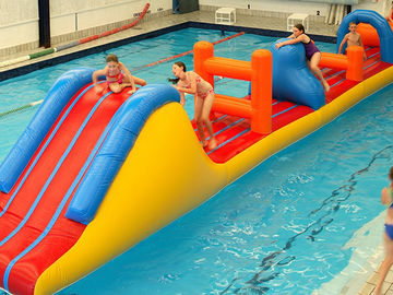 0.9mm PVC Inflatable Aqua Park Inflatable Water Obstacle Course Untuk Anak-Anak