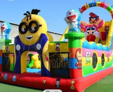 Tema kartun besar kembung benteng pesta ulang tahun rumah bouncing