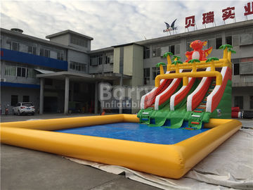 Kustom Dinosaur Slide Taman Air Tiup Dengan Kolam Renang Untuk Musim Panas